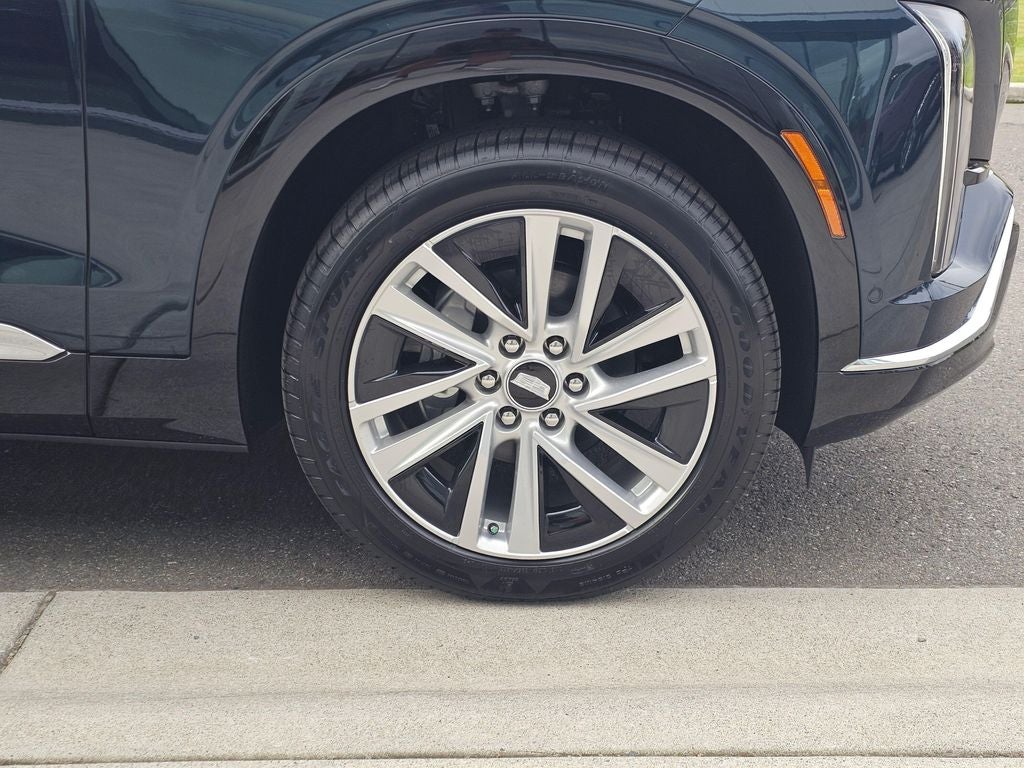 2027 Cadillac VISTIQ Luxury