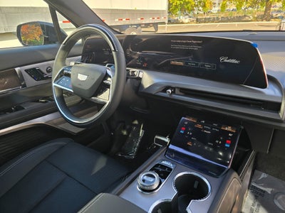 2027 Cadillac VISTIQ Luxury