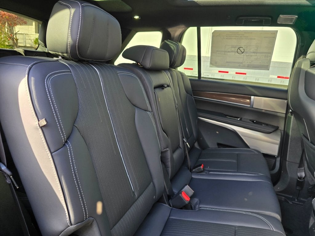 2027 Cadillac VISTIQ Luxury