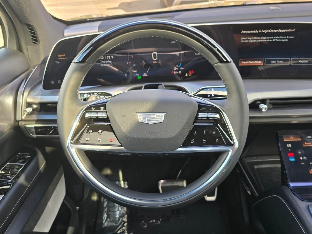 2027 Cadillac VISTIQ Luxury