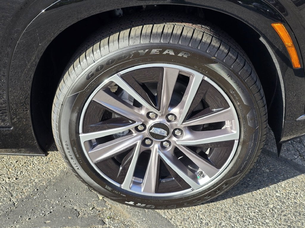2027 Cadillac VISTIQ Luxury
