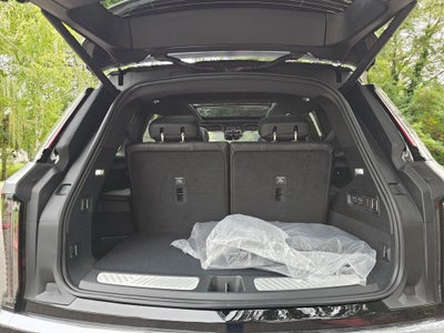 2027 Cadillac VISTIQ Luxury