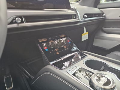 2027 Cadillac VISTIQ Luxury
