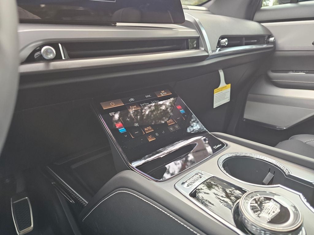2027 Cadillac VISTIQ Luxury
