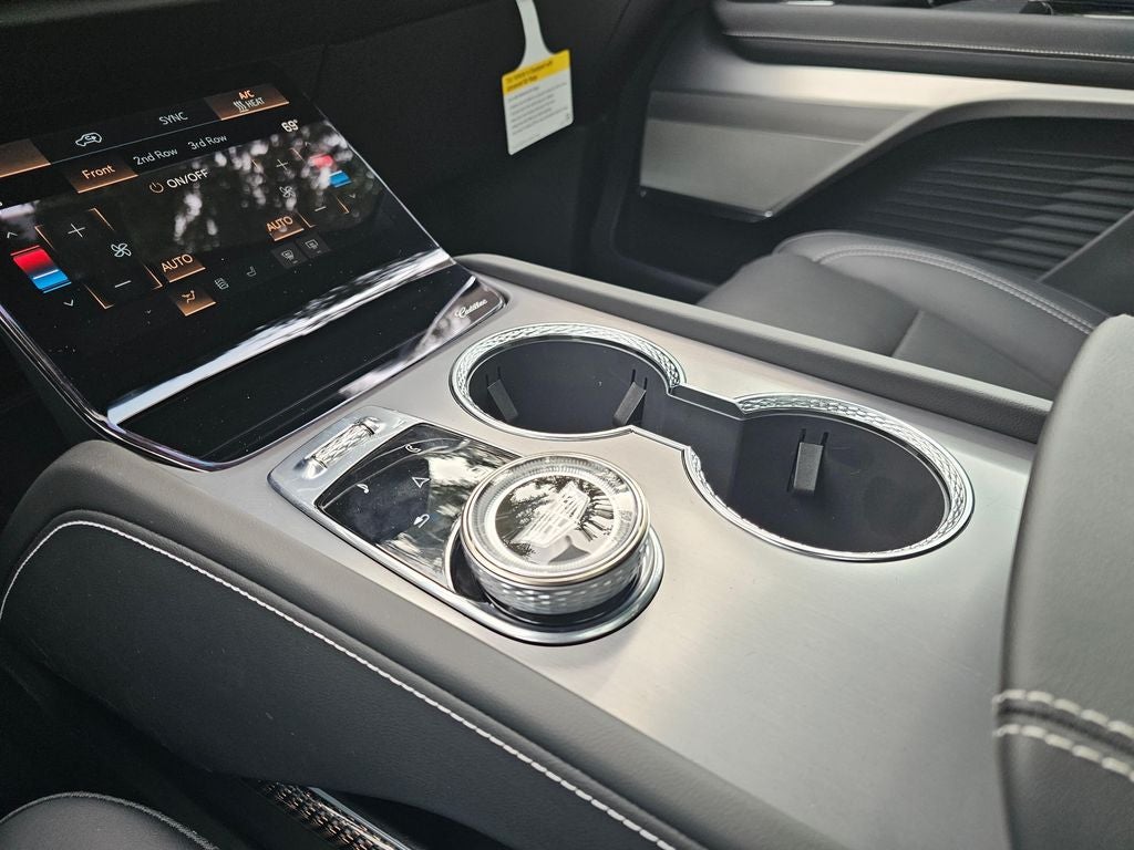 2027 Cadillac VISTIQ Luxury
