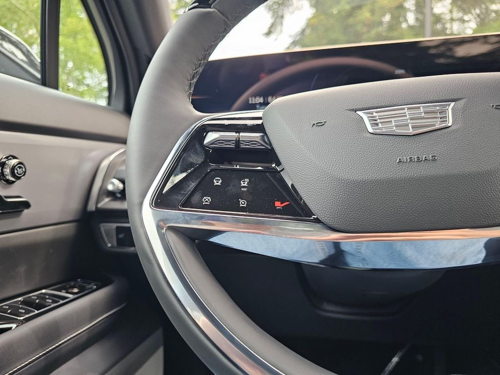 2027 Cadillac VISTIQ Luxury