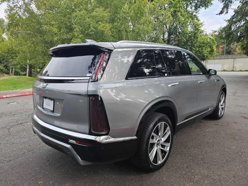 2027 Cadillac VISTIQ Luxury