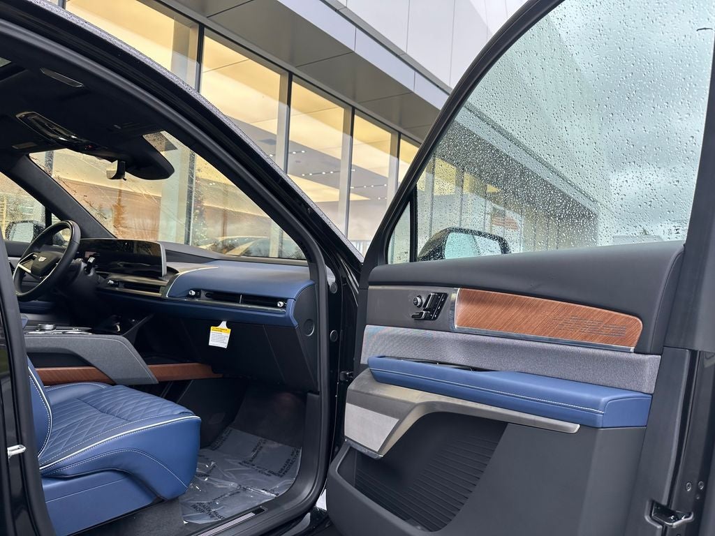 2026 Cadillac VISTIQ Premium Luxury