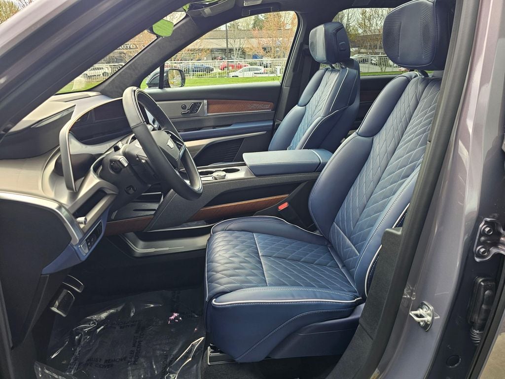 2026 Cadillac VISTIQ Premium Luxury