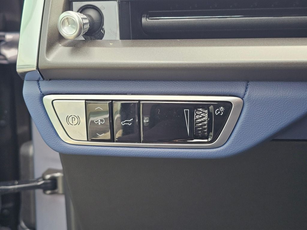 2026 Cadillac VISTIQ Premium Luxury