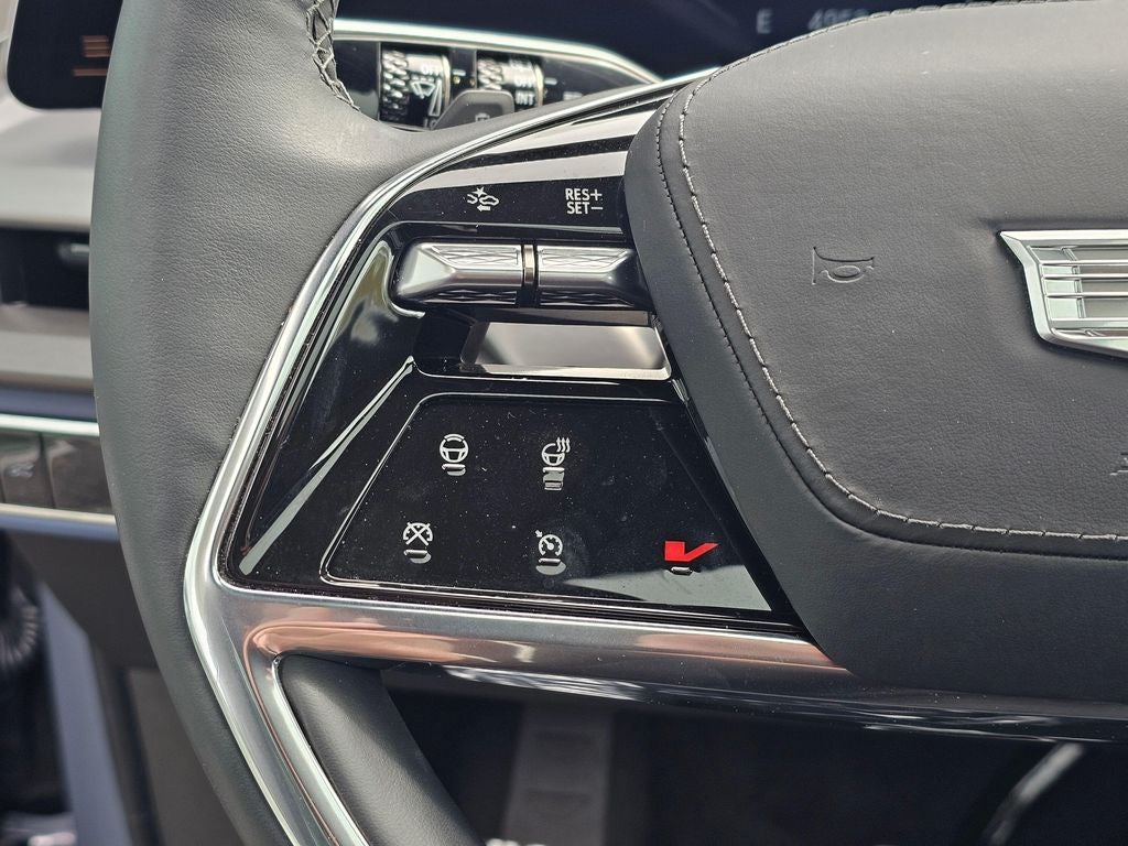 2026 Cadillac VISTIQ Premium Luxury