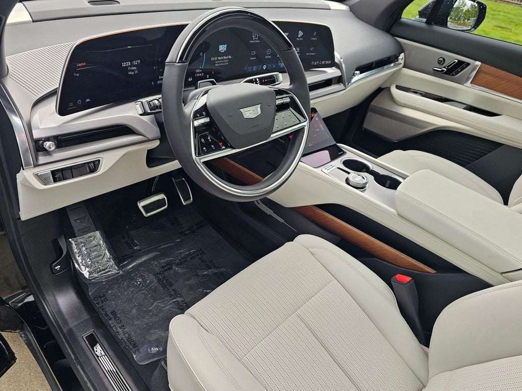 2026 Cadillac VISTIQ Sport