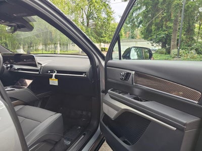 2027 Cadillac VISTIQ Sport