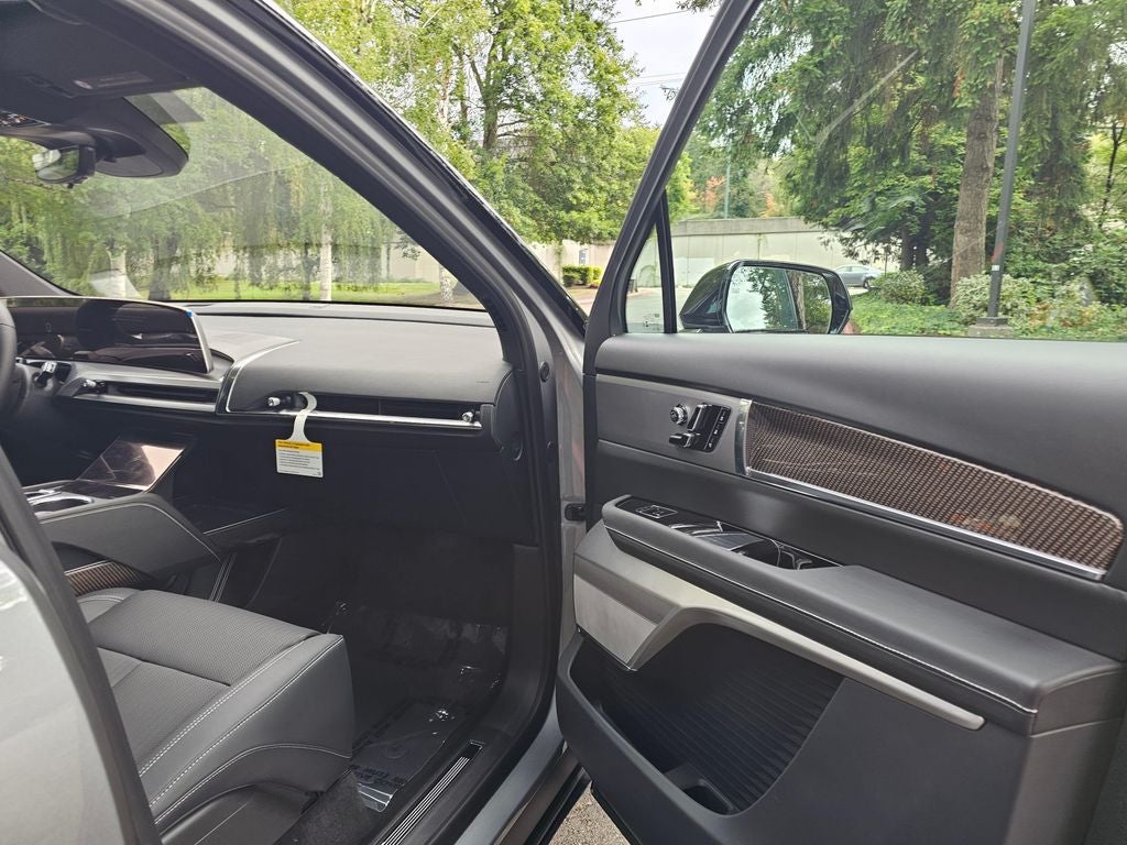 2027 Cadillac VISTIQ Sport