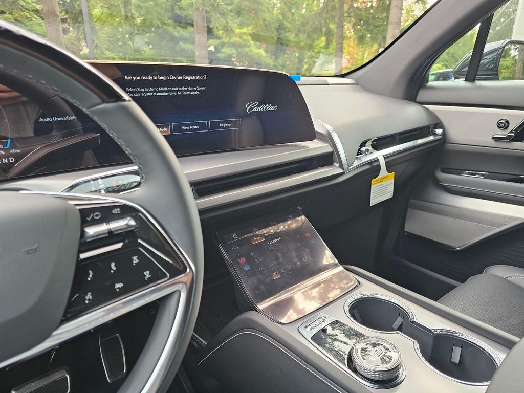 2027 Cadillac VISTIQ Sport
