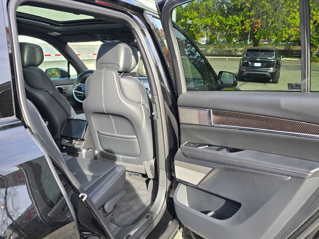 2027 Cadillac VISTIQ Sport