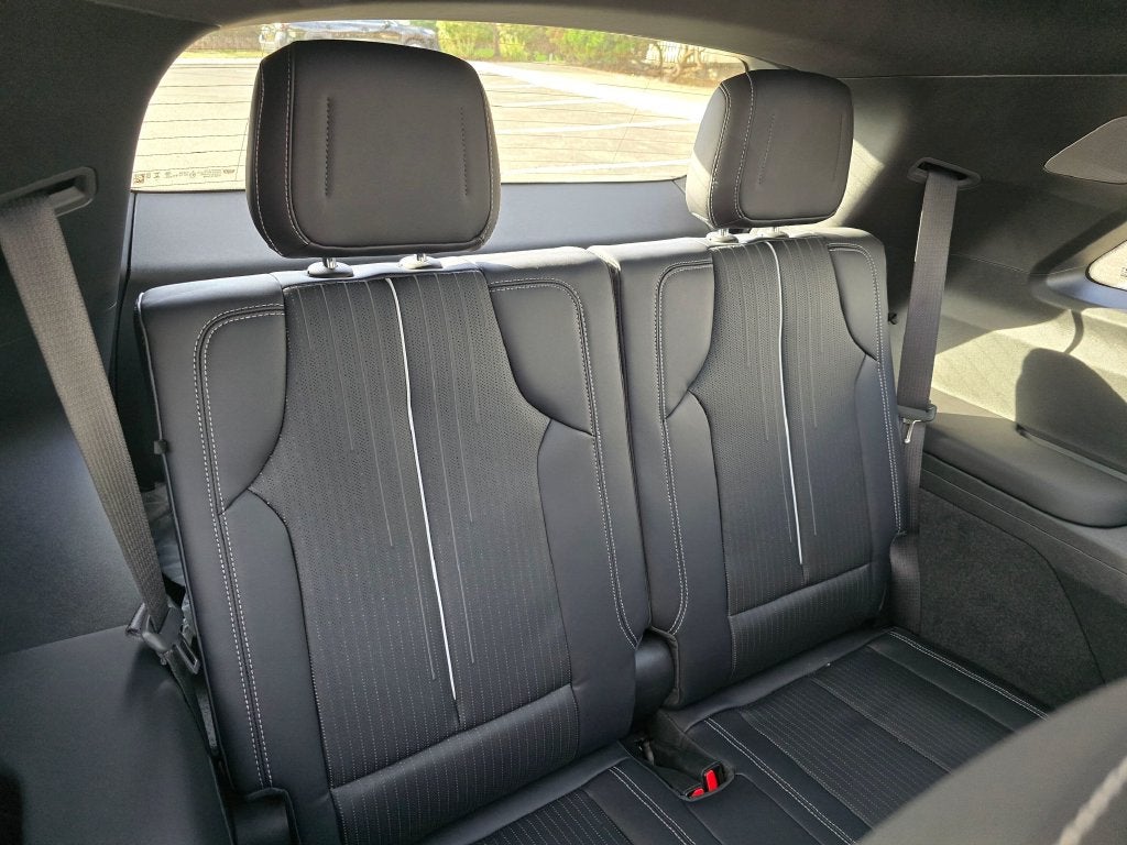 2027 Cadillac VISTIQ Sport