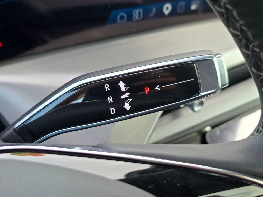 2027 Cadillac VISTIQ Sport
