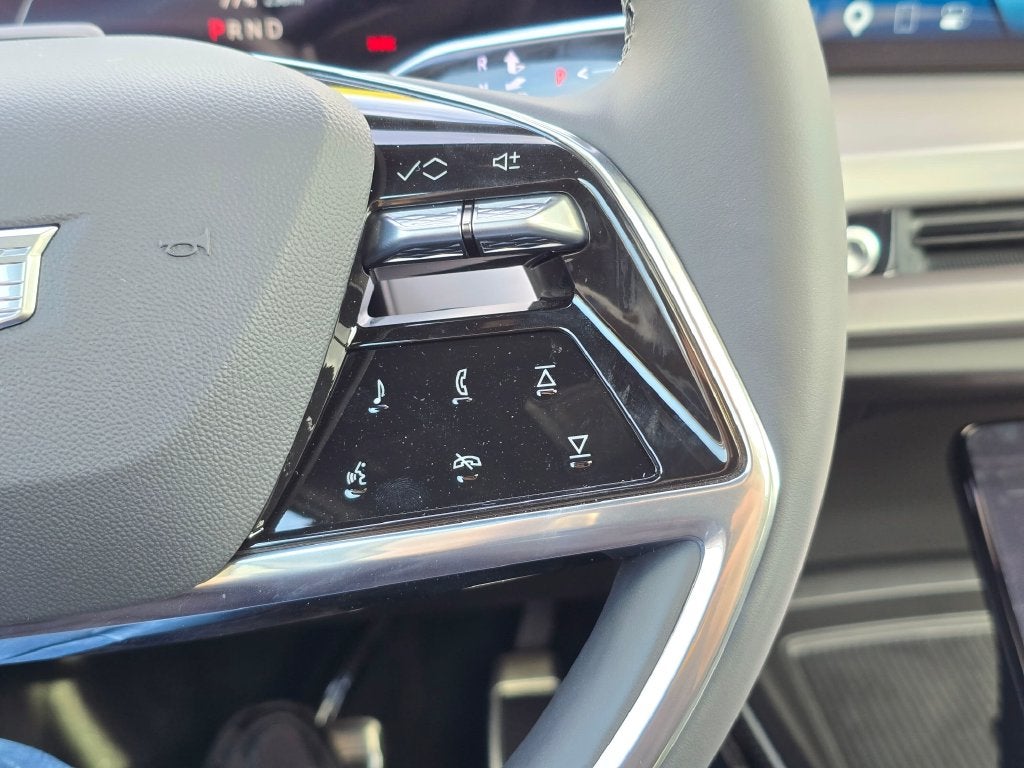 2027 Cadillac VISTIQ Sport