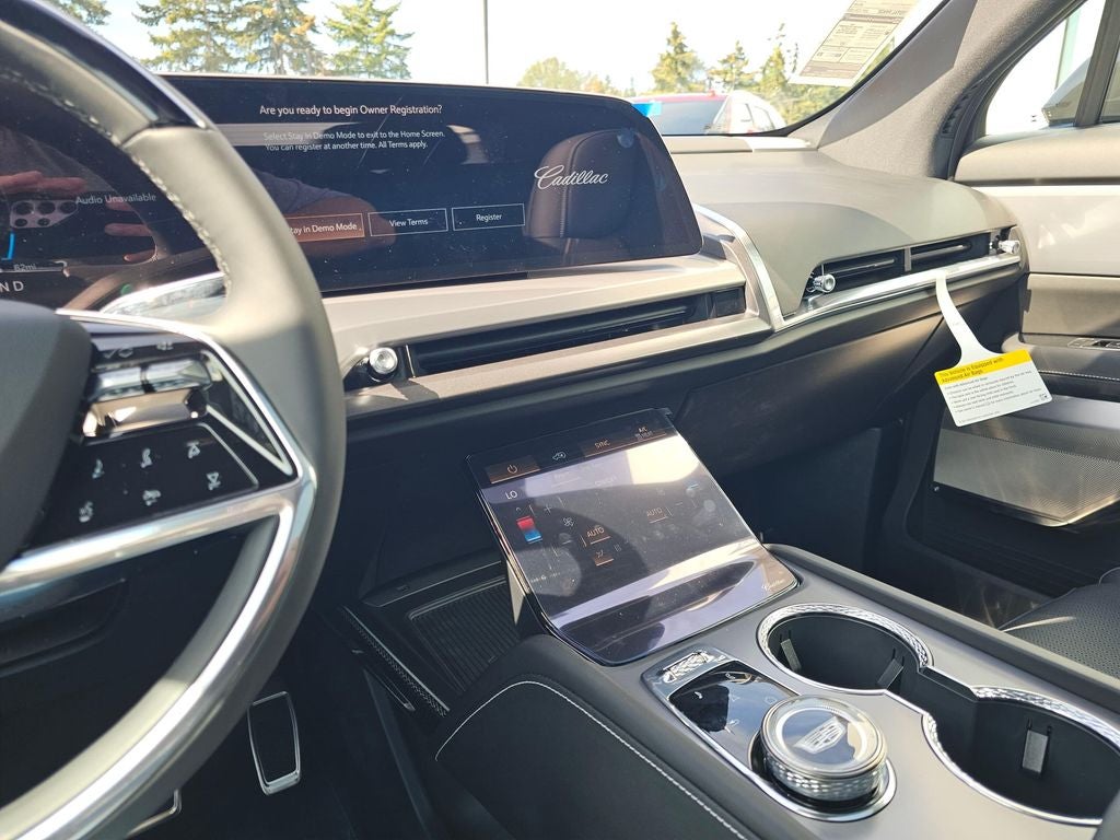 2027 Cadillac VISTIQ Sport