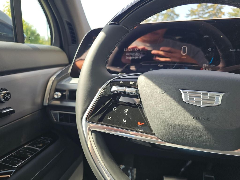 2027 Cadillac VISTIQ Sport