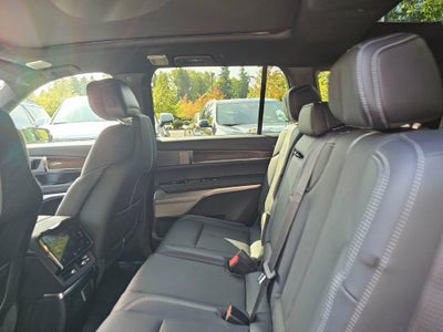 2027 Cadillac VISTIQ Sport