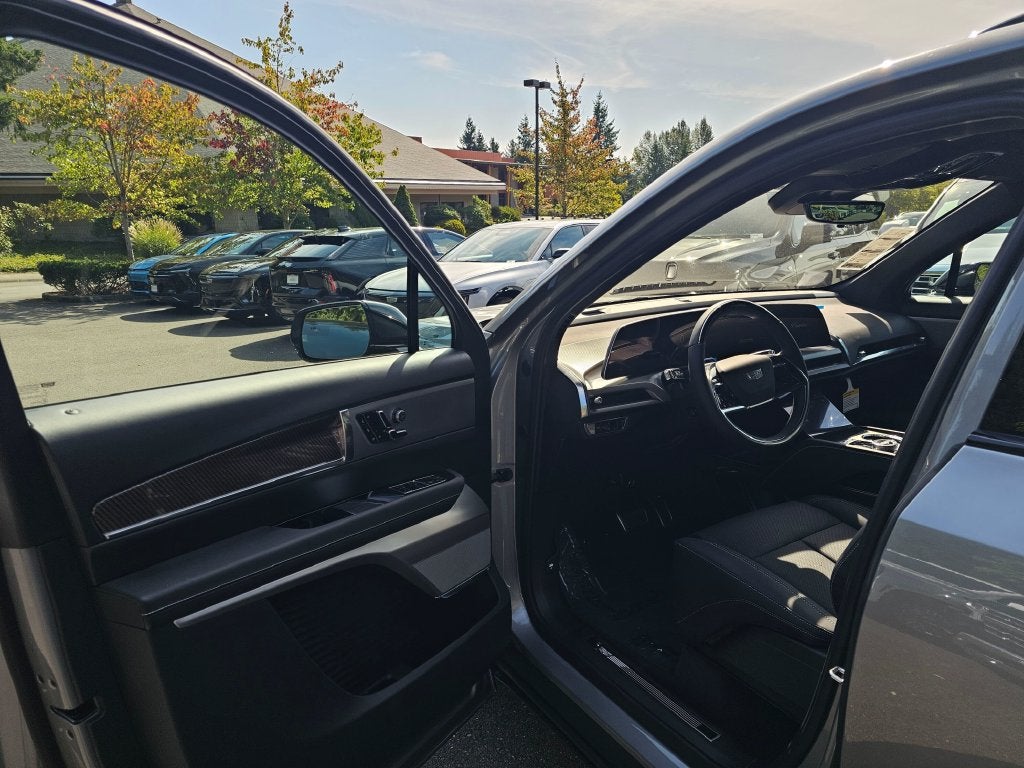 2027 Cadillac VISTIQ Sport