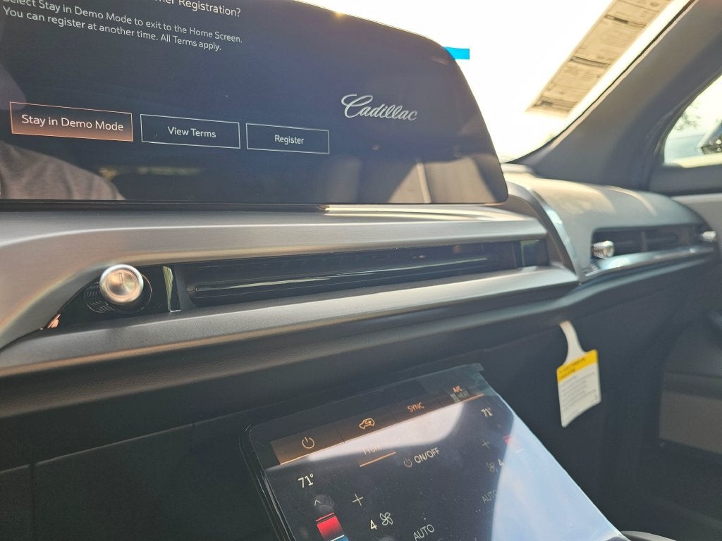 2027 Cadillac VISTIQ Sport
