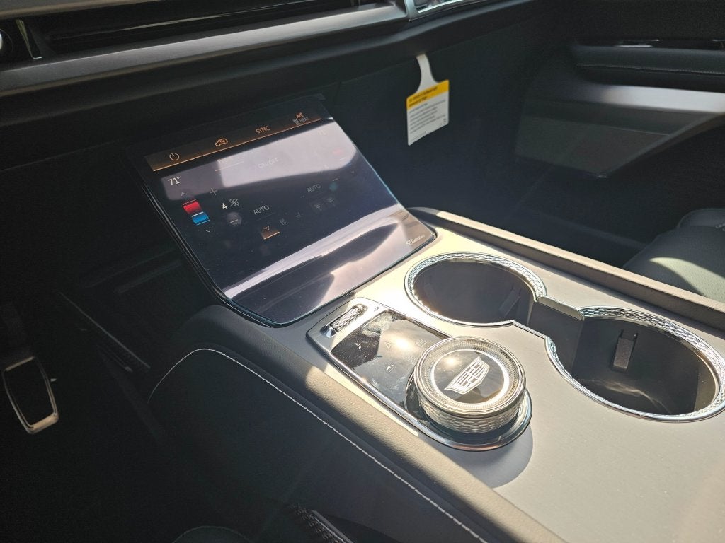 2027 Cadillac VISTIQ Sport