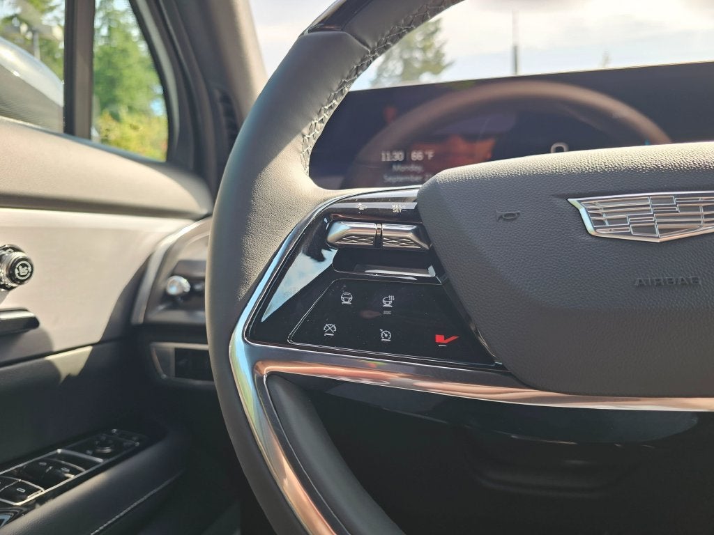 2027 Cadillac VISTIQ Sport