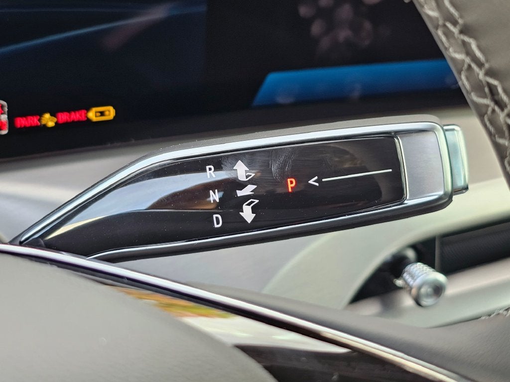 2027 Cadillac VISTIQ Sport