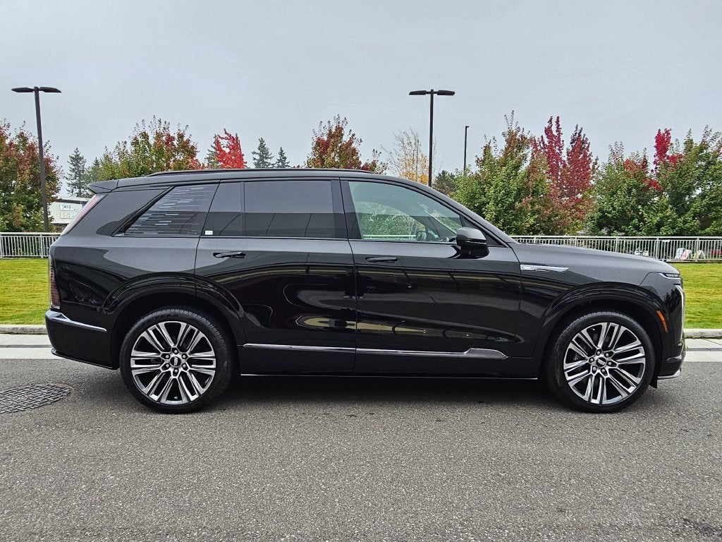 2026 Cadillac VISTIQ Platinum