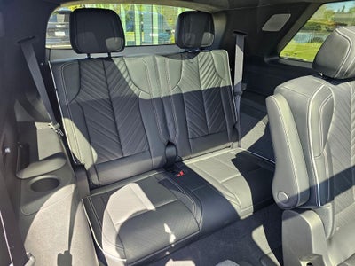 2027 Cadillac VISTIQ Platinum