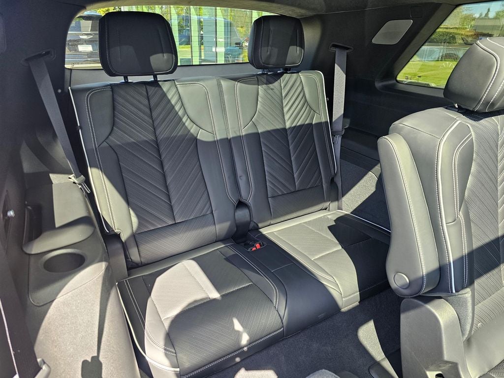 2027 Cadillac VISTIQ Platinum