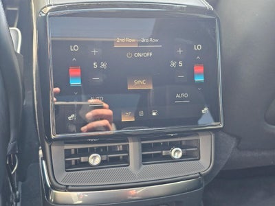 2027 Cadillac VISTIQ Platinum