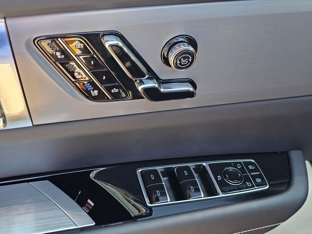 2027 Cadillac VISTIQ Platinum