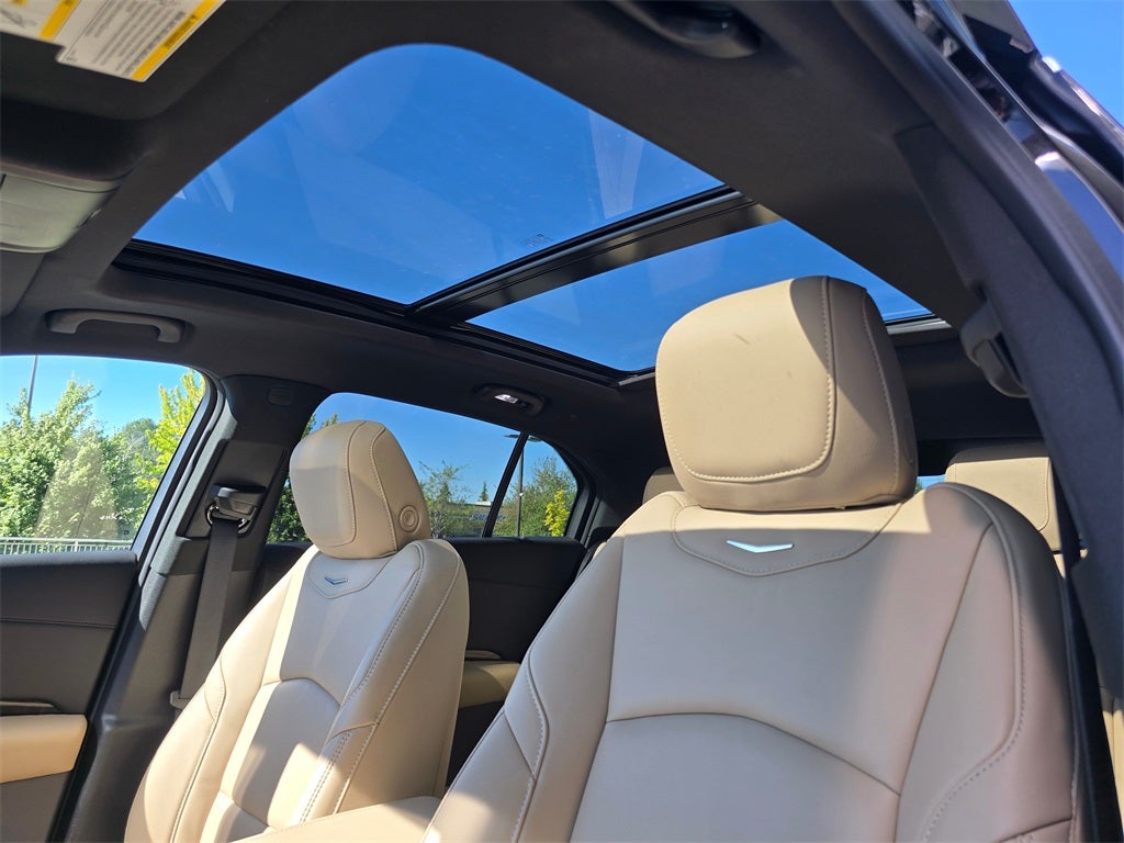 2025 Cadillac XT4 Premium Luxury