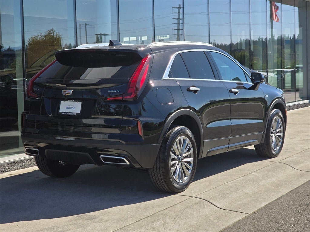 2025 Cadillac XT4 Premium Luxury