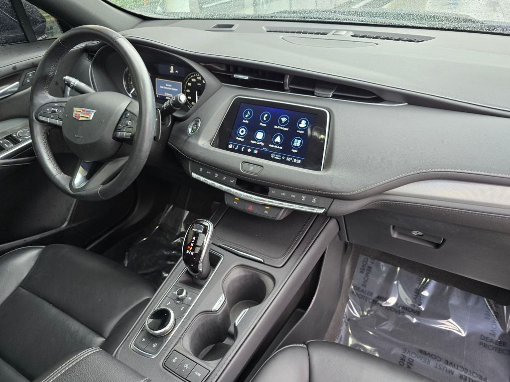 2023 Cadillac XT4 Premium Luxury