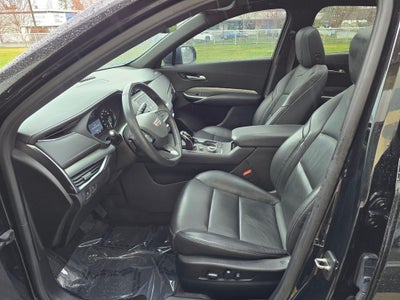 2023 Cadillac XT4 Premium Luxury
