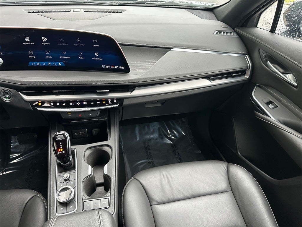 2025 Cadillac XT4 Premium Luxury