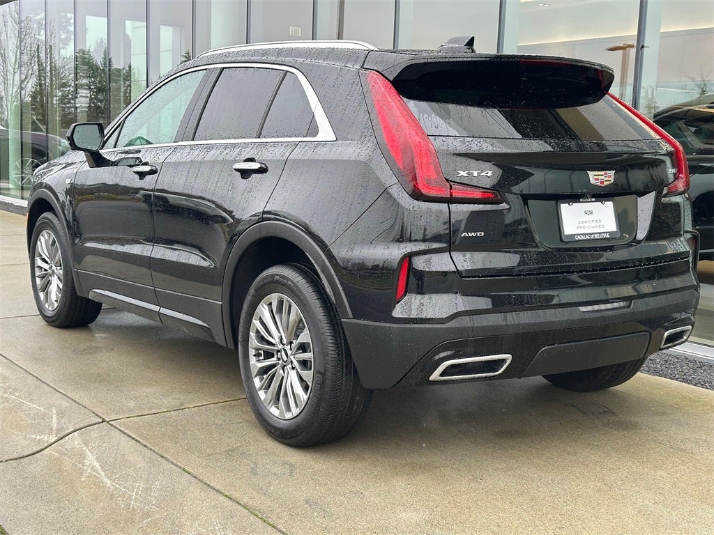 2025 Cadillac XT4 Premium Luxury