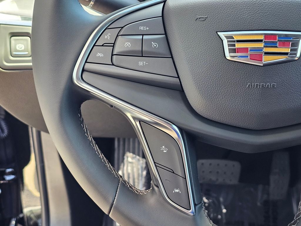 2026 Cadillac XT5 Luxury