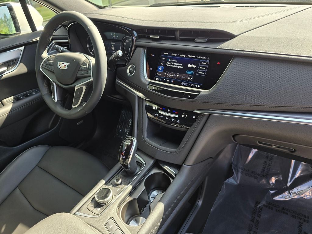 2024 Cadillac XT5 Luxury