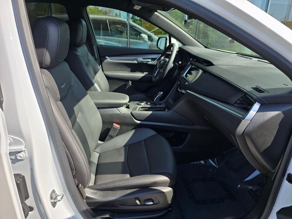 2024 Cadillac XT5 Luxury