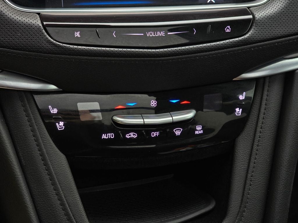 2018 Cadillac XT5 Premium Luxury