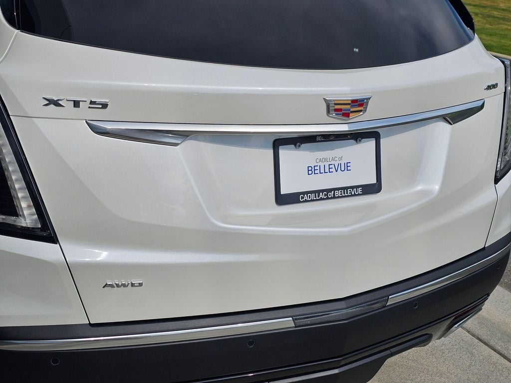 2026 Cadillac XT5 Sport