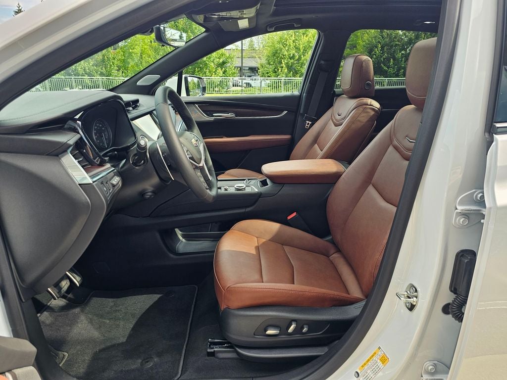 2026 Cadillac XT5 Sport