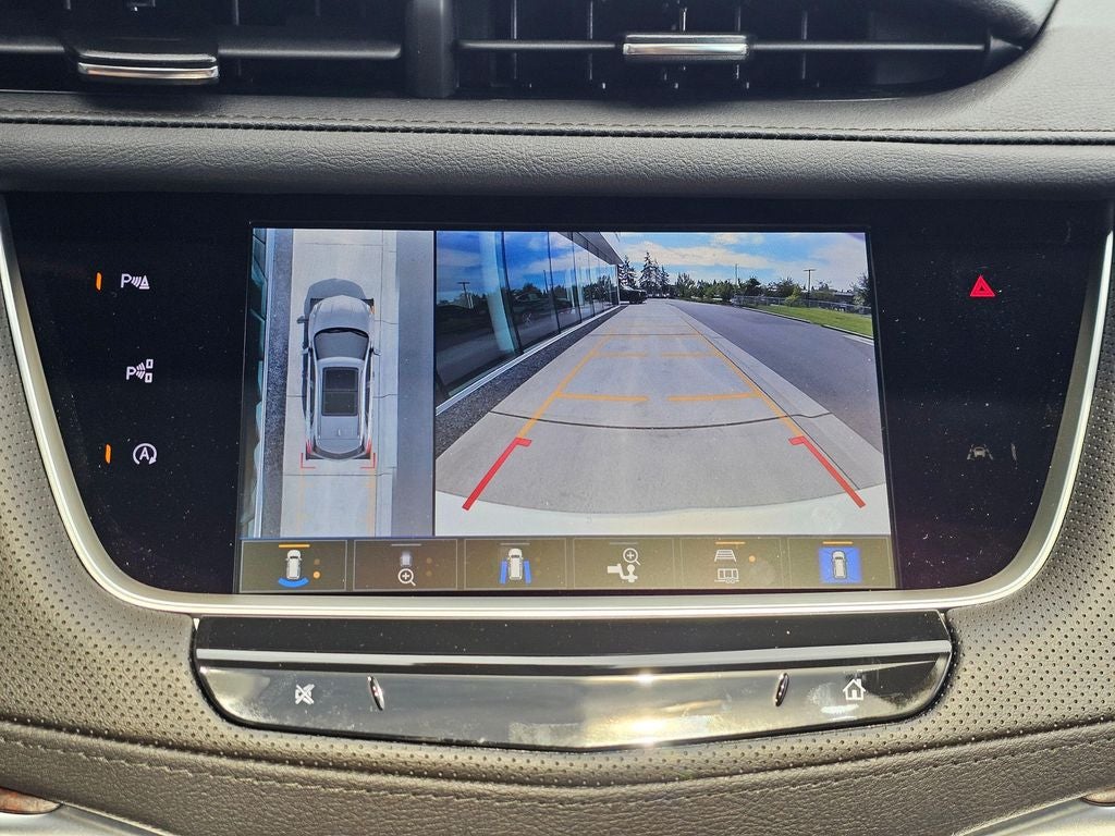 2026 Cadillac XT5 Sport