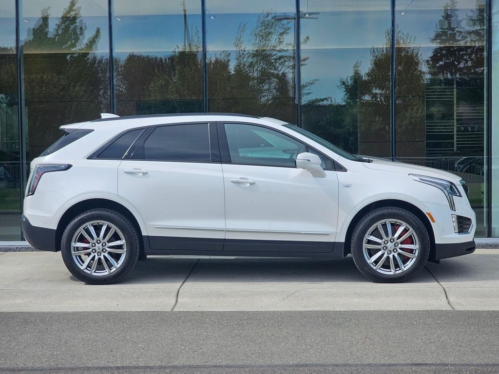2026 Cadillac XT5 Sport